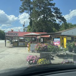 Po Boys Produce