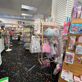 Playthings Toy Shoppe - Toy Stores Near Me - Louisville, Kentucky Playthings Toy Shoppe - Toy Stores Near Me - Louisville, Kentucky