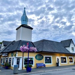 Liberty Bay Books - The shop.