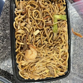 QQ China - Overcooked combination lo mein with very little meat/shrimp. Not much flavor either. - Chinese Near Me - Aspen Hill, Maryland QQ China - Overcooked combination lo mein with very little meat/shrimp. Not much flavor either. - Chinese Near Me - Aspen Hill, Maryland