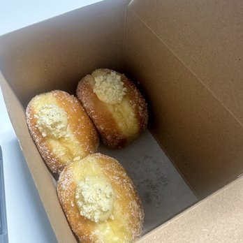 The Flour Box - honey lavender donuts - Bakeries Near Me - Seattle, Washington The Flour Box - honey lavender donuts - Bakeries Near Me - Seattle, Washington