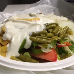 Grilletta Salamis - Tsaziki fast überall ....