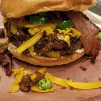 LSA Burger - The Chili Willie w/ bacon! Sooooo good!!!! - Cocktail Bars Near Me - Denton, Texas LSA Burger - The Chili Willie w/ bacon! Sooooo good!!!! - Cocktail Bars Near Me - Denton, Texas
