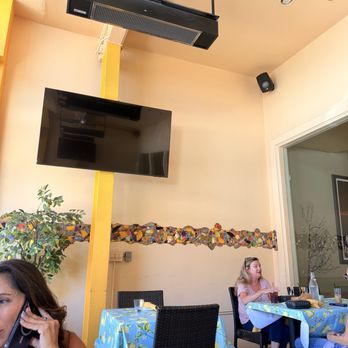 Citrus City Grille - Patio seating - Desserts Near Me - Orange, California