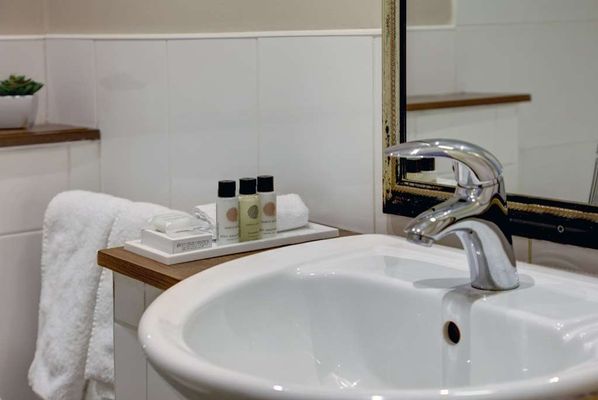 Crown & Mitre Hotel by null