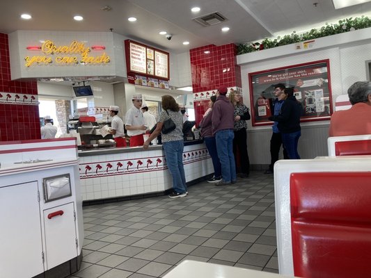 In-N-Out Burger by null