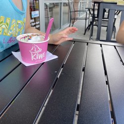 Kiwi Yogurt - Outdoor seating