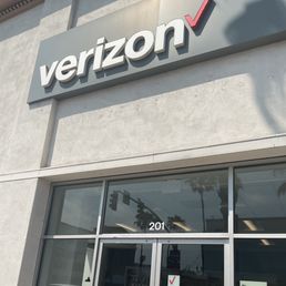 Exterior photo of Verizon - Oceanside, California Exterior photo of Verizon - Oceanside, California