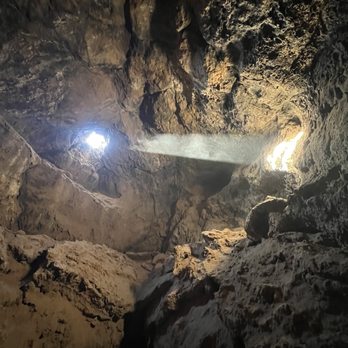 Mojave Lava Tubes - Hiking Near Me - Baker, California