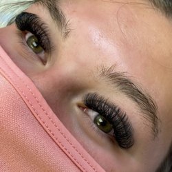 Pretty Please Lashes - She asked for a dark lash line and fullness and that's what she recieved! Volume full set.