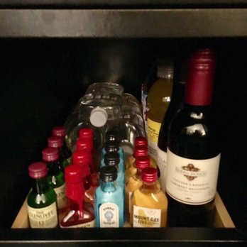 Hotel AKA Boston Common - Mini bar alcohols - Hotels Near Me - Boston, Massachusetts