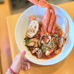 The Fish Peddler - Seafood stew - cioppino
