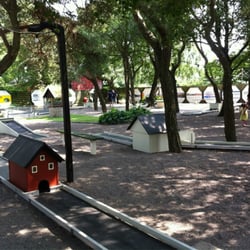 Japan's Golfbanor & Kiosk