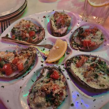 Ocean Grill - Oyster appetizer - Seafood Near Me - Vero Beach, Florida Ocean Grill - Oyster appetizer - Seafood Near Me - Vero Beach, Florida