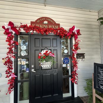 Mallie Kylas Cafe - Breakfast & Brunch Near Me - Brooksville, Florida