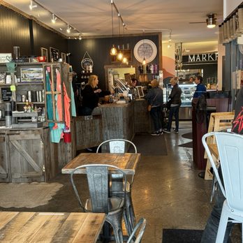 The Perk on Park - Inside before the crowds showed up--literally right after we arrived! - Cafes Near Me - Livingston, Montana The Perk on Park - Inside before the crowds showed up--literally right after we arrived! - Cafes Near Me - Livingston, Montana