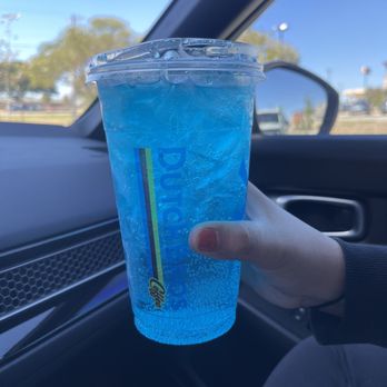 Dutch Bros Coffee - Electric Berry sparkling soda - Juice Bars & Smoothies Near Me - Seguin, Texas Dutch Bros Coffee - Electric Berry sparkling soda - Juice Bars & Smoothies Near Me - Seguin, Texas