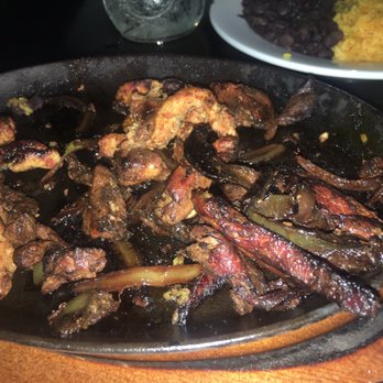 La Cantina Heights - The very burnt chicken fajitas they served us - New American Near Me - New York, New York