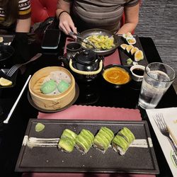 Mr Tea Asian Bistro