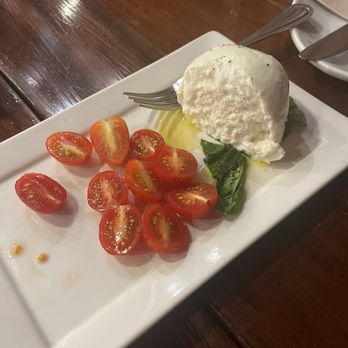 Gino's Brick Oven Pizza - Calibrese salad with fresh mozzarella - Italian Near Me - Makati, NCR Gino's Brick Oven Pizza - Calibrese salad with fresh mozzarella - Italian Near Me - Makati, NCR
