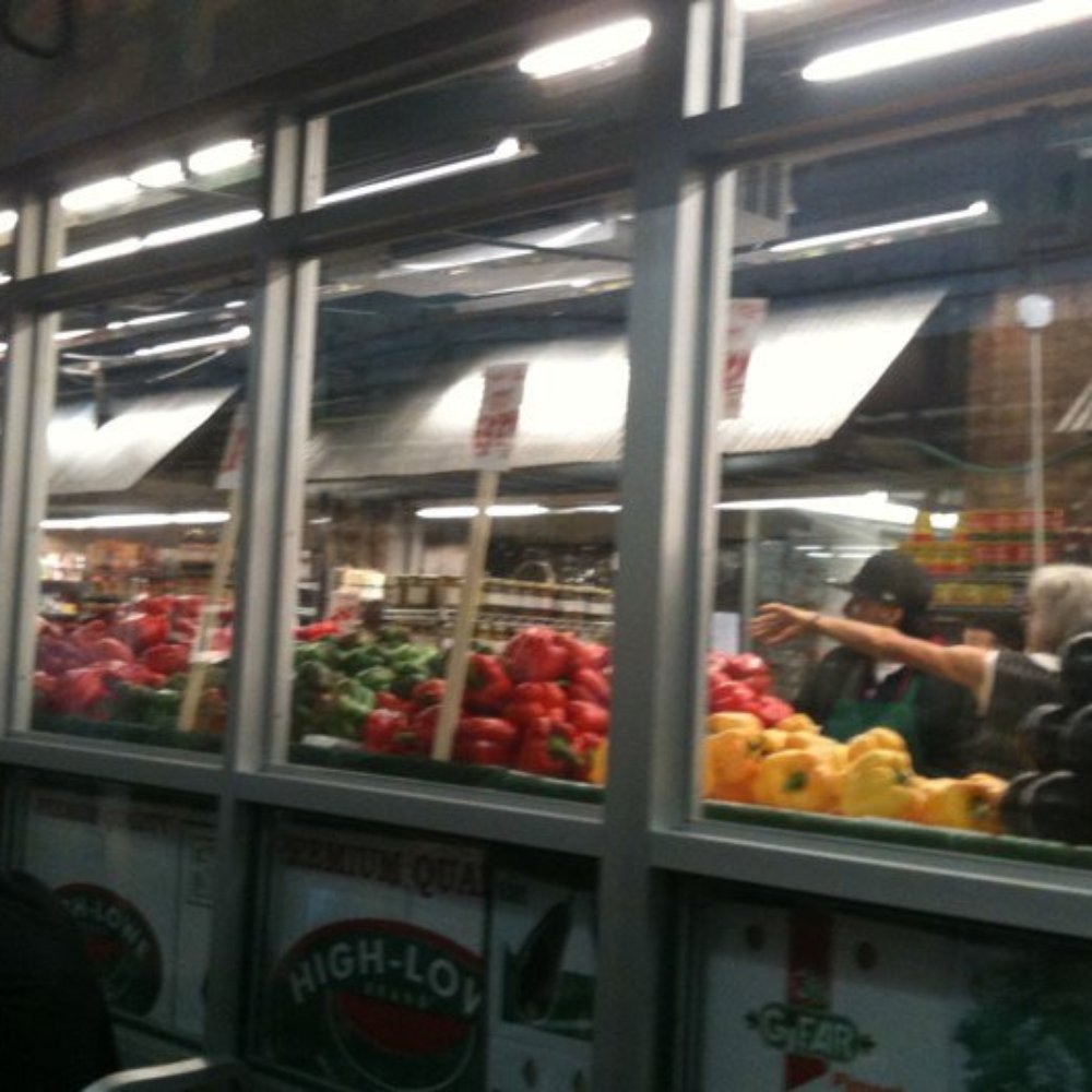 Manhattan Fruit Exchange - Outside the fruit exchange - Fruits & Veggies Near Me - Ridgewood, New York