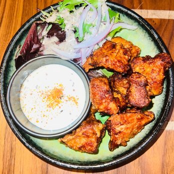 Fuyu Ramen - Really moist and tender and the salad dressing was really good! - Poke Near Me - Sunnyside, New York Fuyu Ramen - Really moist and tender and the salad dressing was really good! - Poke Near Me - Sunnyside, New York