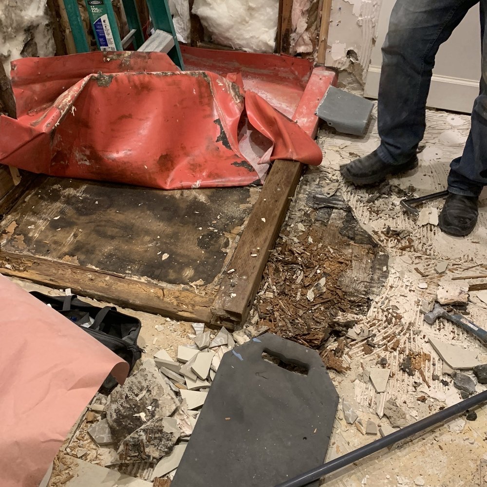 Pro Grout - Water damage in our bathroom - Tiling Near Me Pro Grout - Water damage in our bathroom - Tiling Near Me