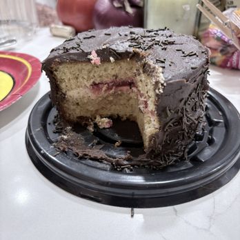 Suspiros Cakes - Pastel Bambino - Patisserie/Cake Shop Near Me - Tucson, Arizona Suspiros Cakes - Pastel Bambino - Patisserie/Cake Shop Near Me - Tucson, Arizona