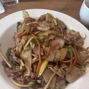 Lao Sze Chuan - Dry stirfry beef rice noodle - Chinese Near Me - Baltimore, Maryland