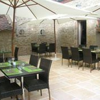 Auberge du Cheval Blanc - Restaurants Near Me - Sully la Chapelle, 45 Auberge du Cheval Blanc - Restaurants Near Me - Sully la Chapelle, 45