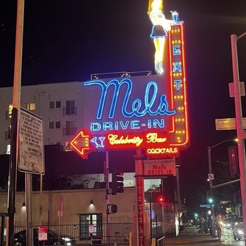 Mel's Drive In - American Near Me - Los Angeles, California Mel's Drive In - American Near Me - Los Angeles, California