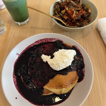 Beautiful Day - Huckleberry Hotcakes and Yuzu Brussels and mermaid matcha - Breakfast & Brunch Near Me - La Quinta, California Beautiful Day - Huckleberry Hotcakes and Yuzu Brussels and mermaid matcha - Breakfast & Brunch Near Me - La Quinta, California