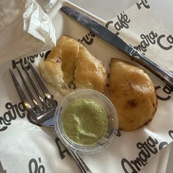 Amara Chocolate & Coffee - Gf cheese empanadas - Coffee & Tea Near Me - Pasadena, California