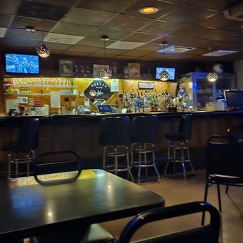 Dusty's Place - Interior - Bar side, corner looking towards bar counter. - Restaurants Near Me - Griswold, Iowa Dusty's Place - Interior - Bar side, corner looking towards bar counter. - Restaurants Near Me - Griswold, Iowa
