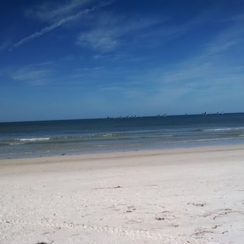 Hi-Seas Motel - Clear water Beach - Hotels Near Me - Clearwater Beach, Florida