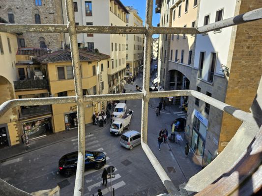 Corridoio Vasariano by null