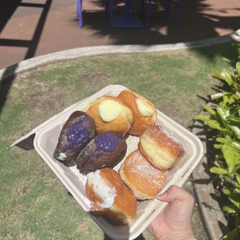 Kauai Bakery - Bakeries Near Me - Lihue, Hawaii
