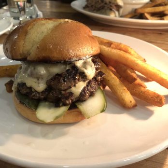 Olive + Oak - The burger. Omg. With amazingly seasoned fries and malt vinegar aioli that I need in my life EVERY DAY. - Wine Bars Near Me - Saint Louis, Missouri Olive + Oak - The burger. Omg. With amazingly seasoned fries and malt vinegar aioli that I need in my life EVERY DAY. - Wine Bars Near Me - Saint Louis, Missouri