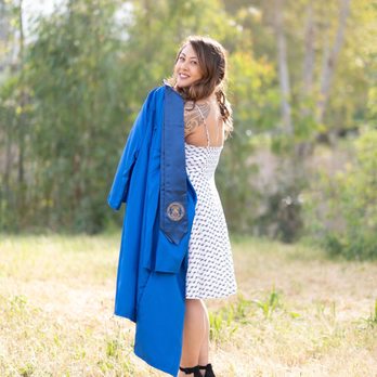 Carla D.A. Photography - Graduation photos at Vasona Park - Session Photography Near Me