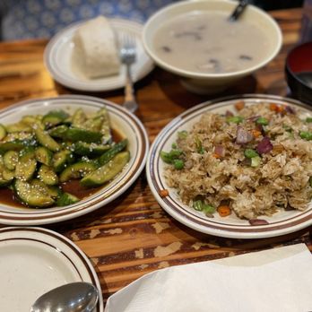 Khampa Kitchen - Cucumber Salad, fried Rice, Mushroom Soup - Himalayan/Nepalese Near Me - Jackson Heights, New York Khampa Kitchen - Cucumber Salad, fried Rice, Mushroom Soup - Himalayan/Nepalese Near Me - Jackson Heights, New York