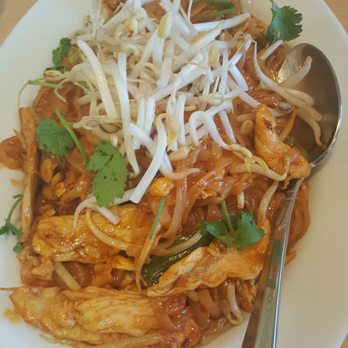 Krua Thai - Chicken Pad Thai - Thai Near Me - Chula Vista, California Krua Thai - Chicken Pad Thai - Thai Near Me - Chula Vista, California