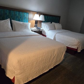 Hampton Inn Elko - Beds - Hotels Near Me - Elko, Nevada