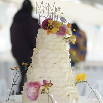 Gotti Sweets - Gotti's wedding cake! - Bakeries Near Me - Olympia, Washington Gotti Sweets - Gotti's wedding cake! - Bakeries Near Me - Olympia, Washington