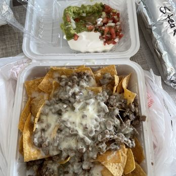 Guadalajara Grill - Super Nachos - Mexican Near Me - San Mateo, California Guadalajara Grill - Super Nachos - Mexican Near Me - San Mateo, California