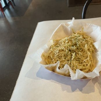 Cap’t Loui Henderson - The noodles have fresh garlic.. Took these home I had waaayyy to many oysters - Seafood Near Me - Las Vegas, Nevada Cap’t Loui Henderson - The noodles have fresh garlic.. Took these home I had waaayyy to many oysters - Seafood Near Me - Las Vegas, Nevada