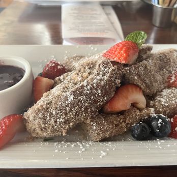 Moonshine 152 - French toast sticks - New American Near Me - Boston, Massachusetts