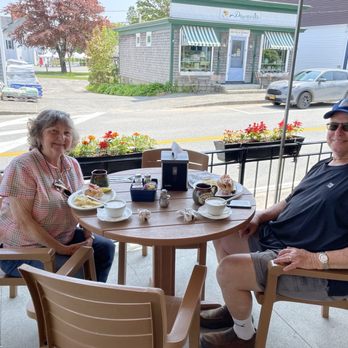 J M Gerrish Provisions - Cafes Near Me - Winter Harbor, Maine