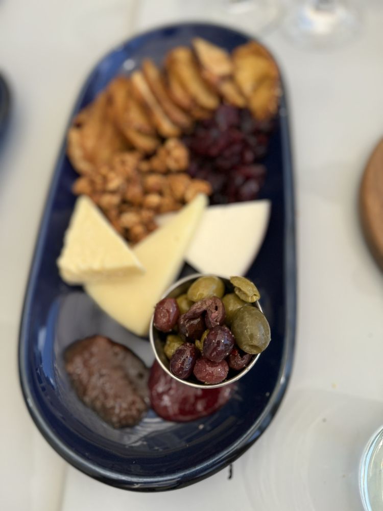 Pippin Hill Farm & Vineyards