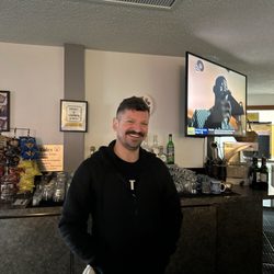 Elks'lodge B P O E 1285 - Bartender Nick