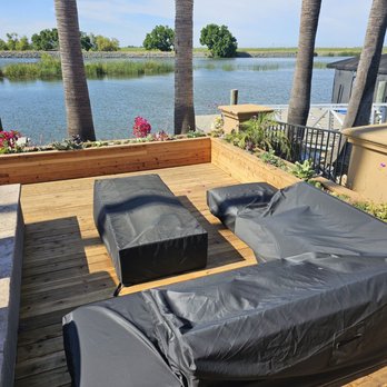 Custom Hort Landscape  - Deck space - Landscaping Near Me